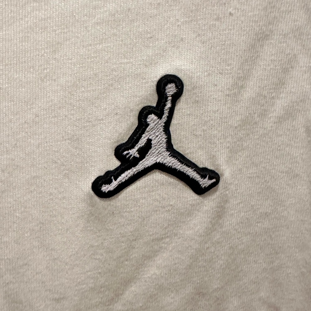 Jordan Essentials Short-Sleeve Boxy T-Shirt White DM5031-100 - Picture 4 of 6